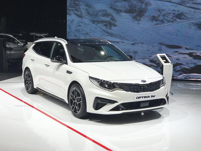 2018日内瓦车展探馆：起亚新款K5旅行版