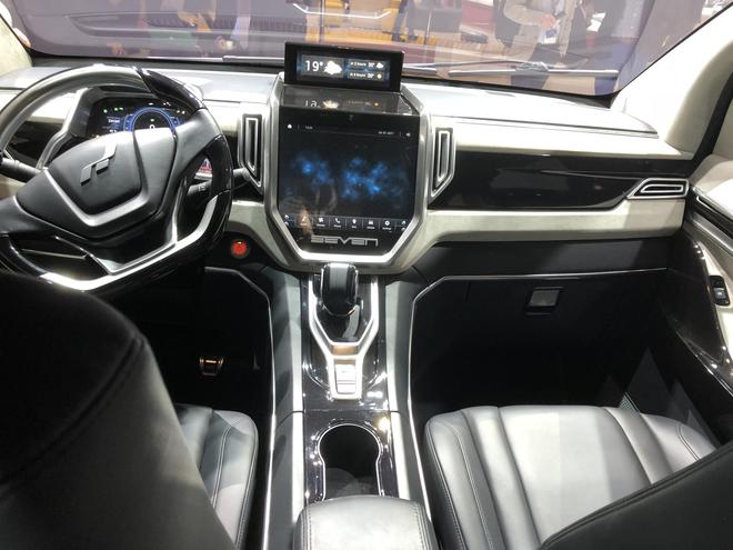 艾康尼克首款全电动MPV车型ICONIQ SEVEN欧洲首秀