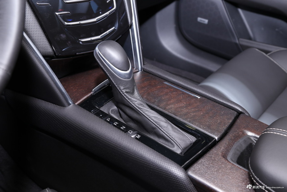 2018款XTS 2.0T自动28T豪华型