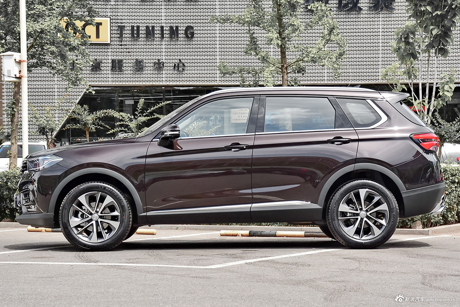 实拍|全新华晨中华V7 宝马技术共享 