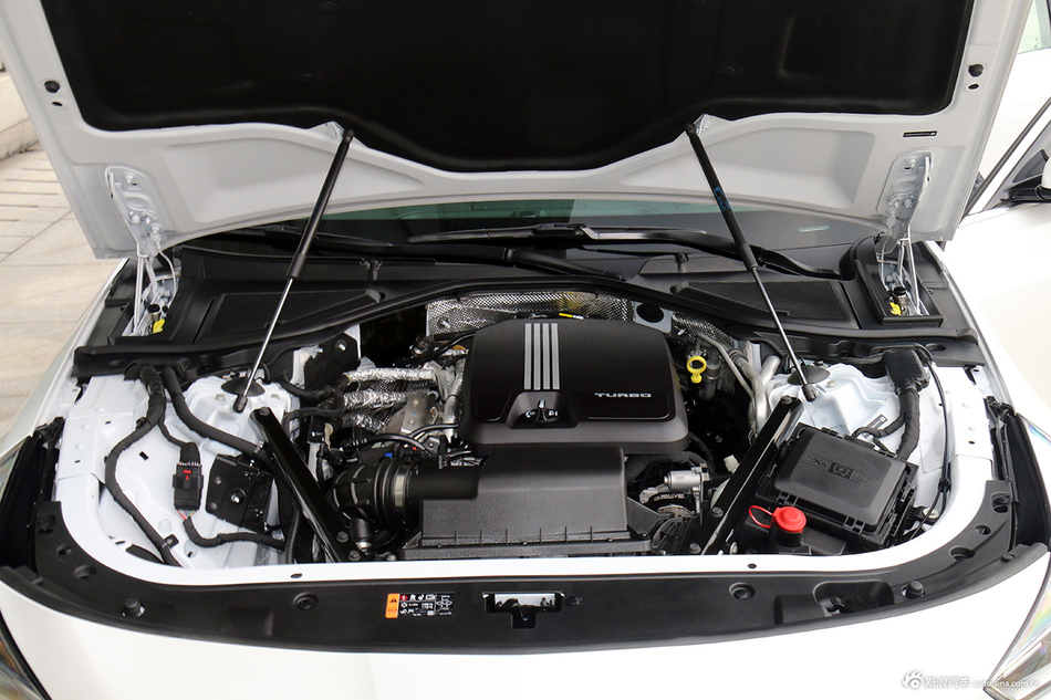 2019款 凯迪拉克CT6 2.0T自动28T铂金版