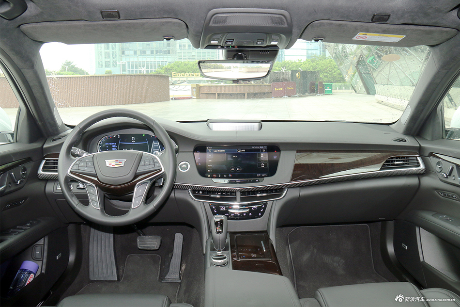 2019款 凯迪拉克CT6 2.0T自动28T铂金版