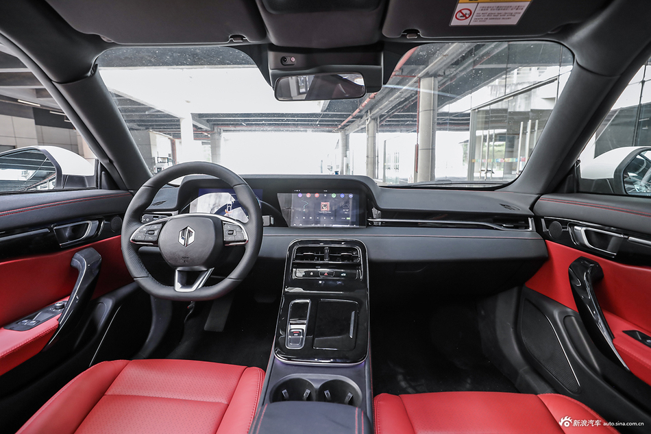 实拍|全新零跑S01 这款跑车居然不到20万