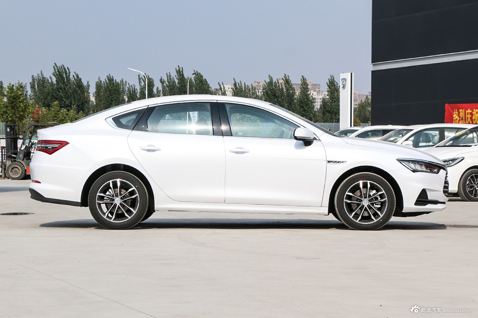 2019款秦Pro 1.5TI自动智联锋耀型