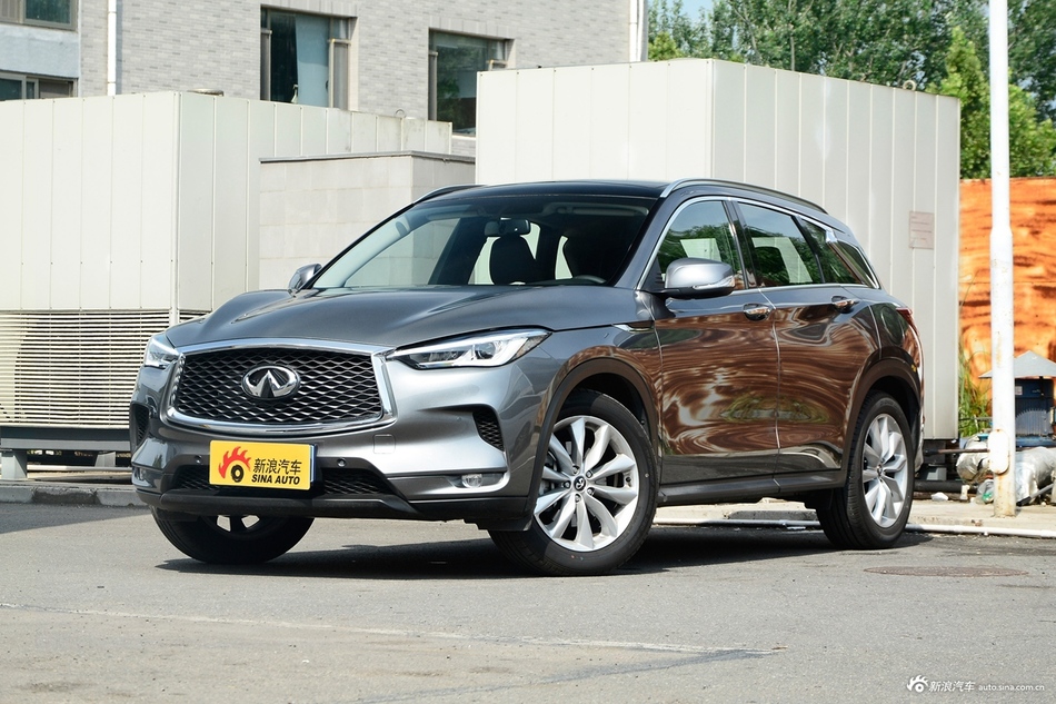 2018款英菲尼迪QX50 2.0T自动两驱菁英版