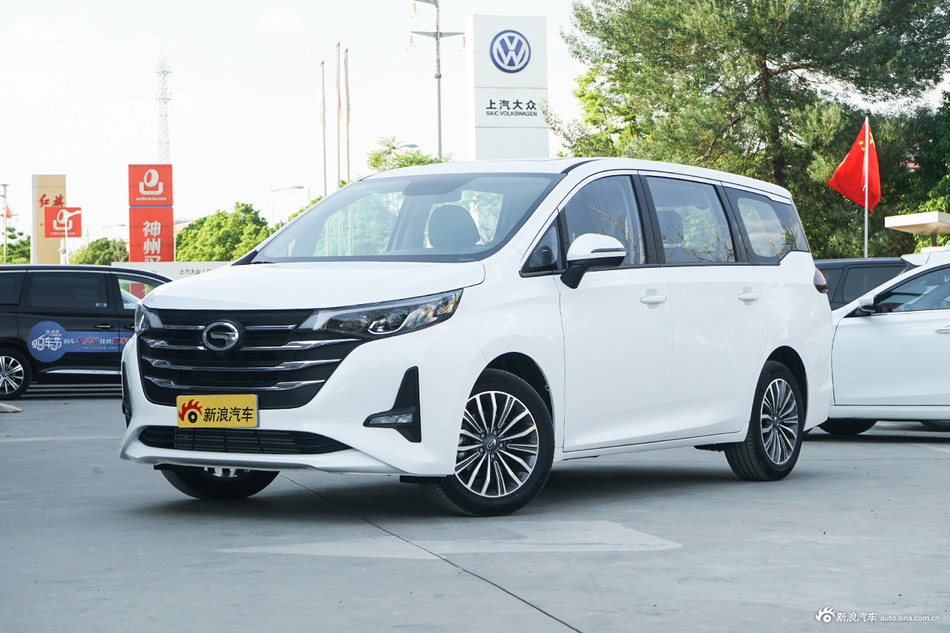 2019款传祺GM61.5T自动尊享版6座270T