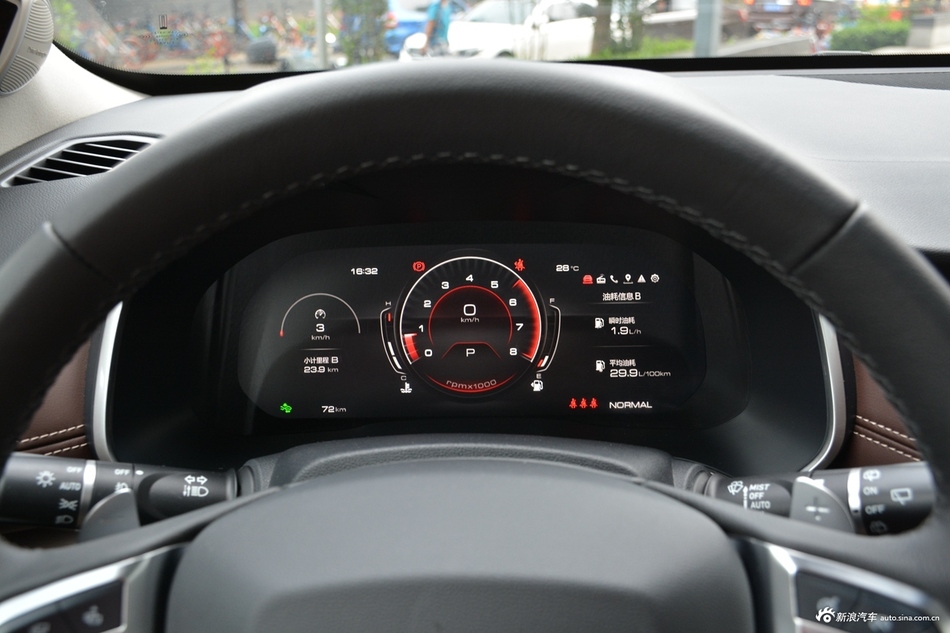 2020款WEYVV6 2.0T自动两驱Collie智行+