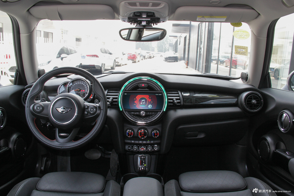 2018款MINI 2.0T COOPER S经典派