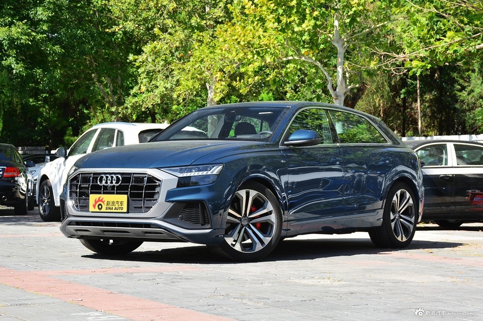 2019款奥迪Q8 55 TFSI 至尊限量版