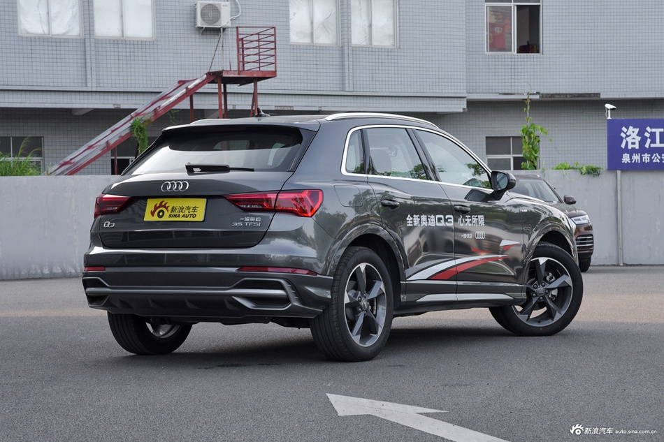 2019款奥迪Q3 1.4T自动35 TFSI 时尚动感型