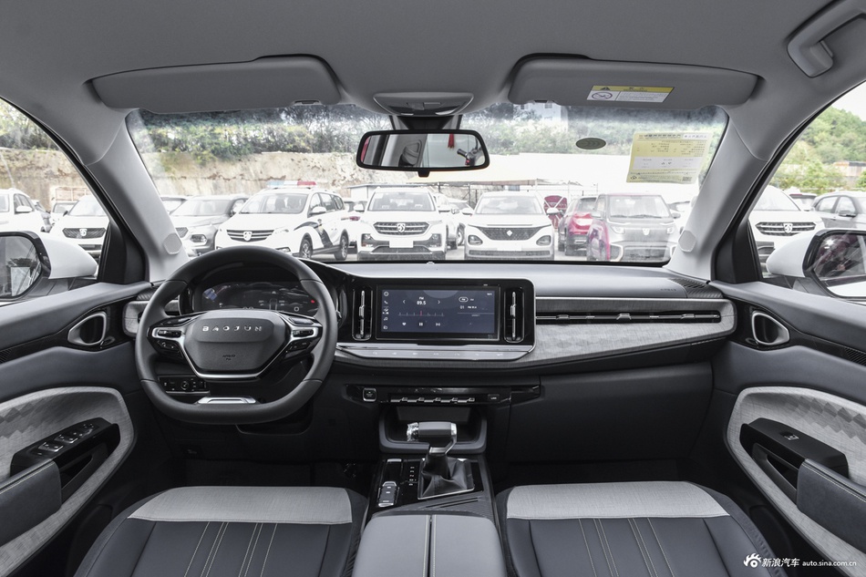 2019款宝骏RM-5 1.5T 24小时在线豪华型7座