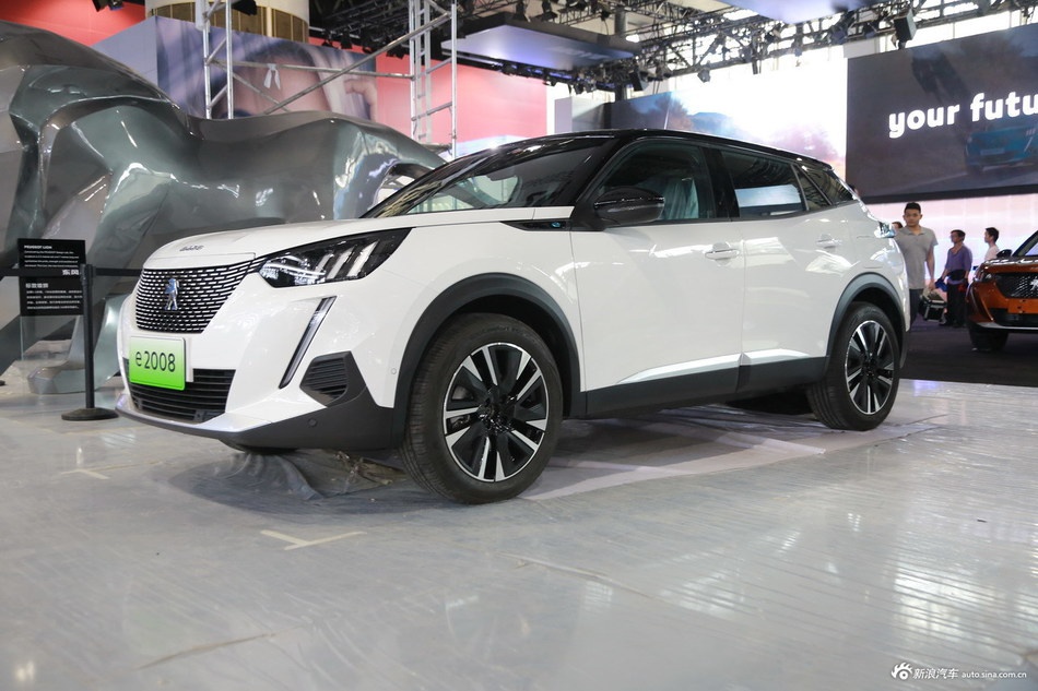 广州车展实拍东风标致e2008