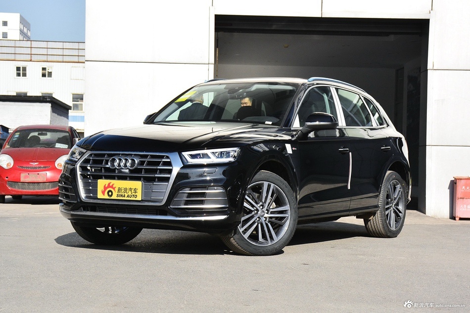  2020款奥迪Q5L 2.0T自动45 TFSI尊享运动型