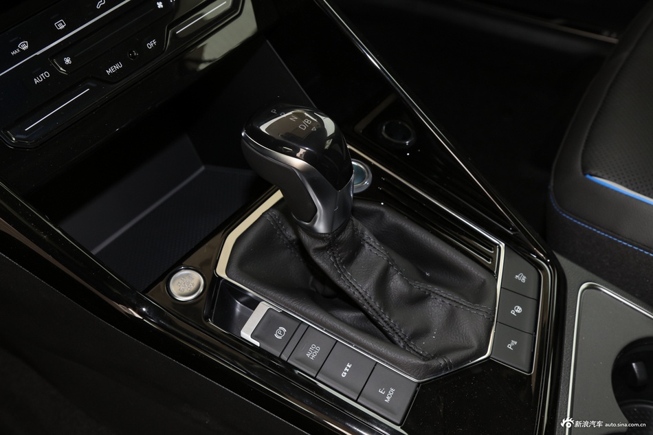 2020款探岳GTE 1.4T