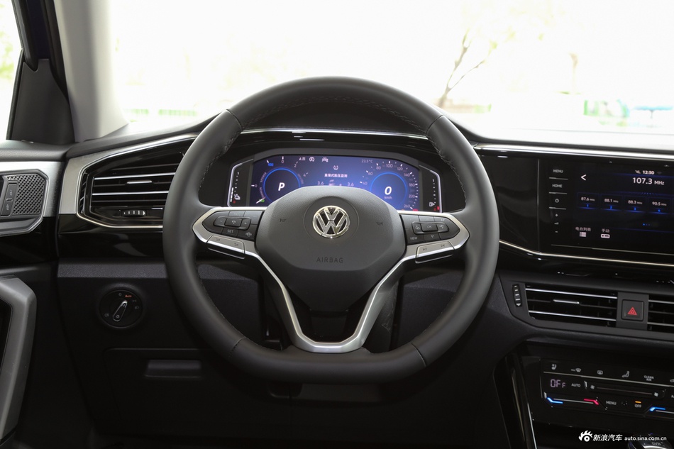 2020款探岳GTE 1.4T