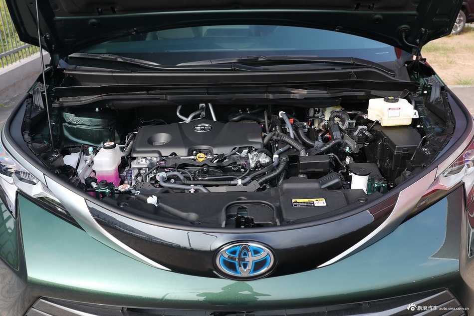 2021款赛那SIENNA 2.5L混动 LTD PLUS版