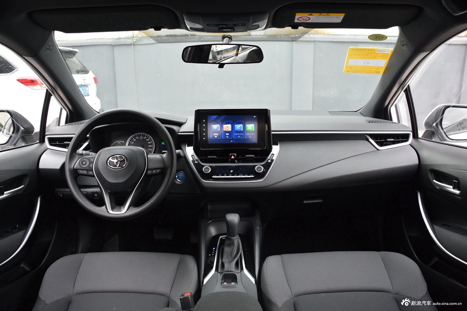 2022款雷凌双擎 1.8H E-CVT进取版