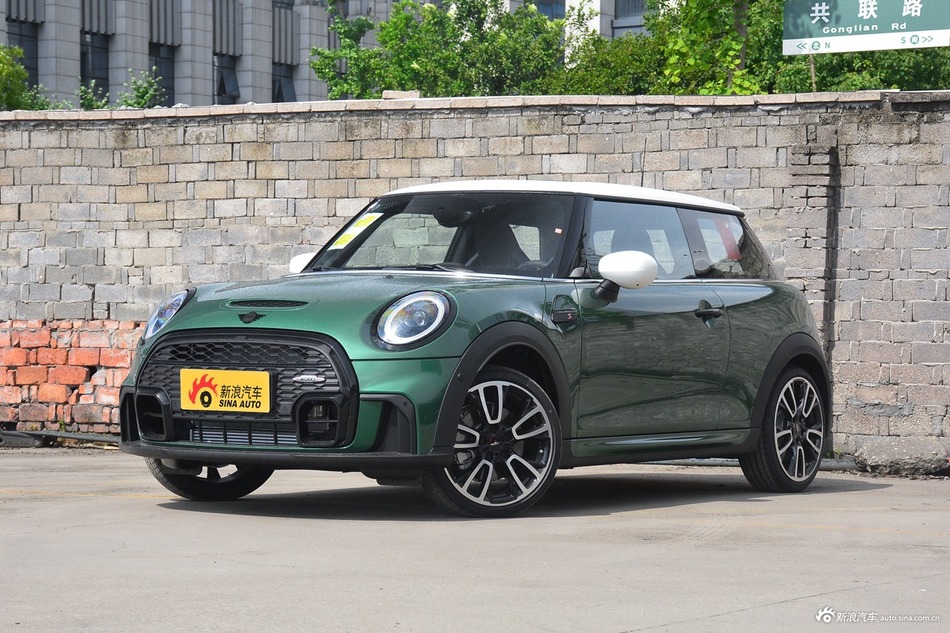 2022款MINI 2.0T COOPER S 赛车手