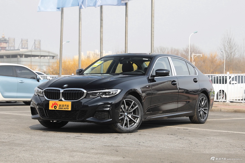 2022款宝马3系 325Li M运动套装
