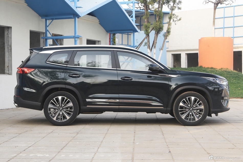 2022款瑞虎8 PRO 390TGDI