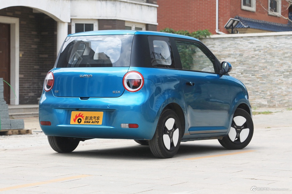 2022款长安LUMIN 210km 香甜款