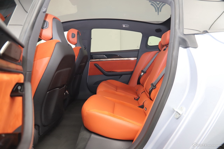 2022款哪吒S 纯电 激光雷达版