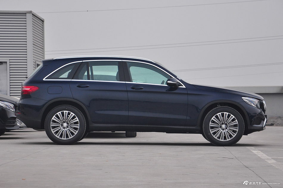 2017款奔驰GLC200 2.0T自动 4MATIC