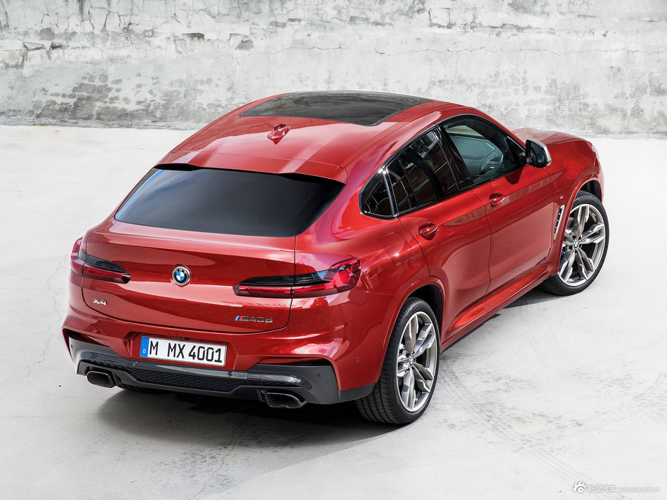 图集|全新宝马X4官图发布 尺寸更大/车身更低矮