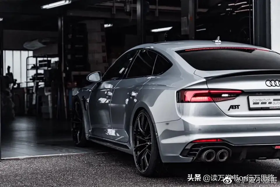 奥迪RS5：感觉还是这个好看