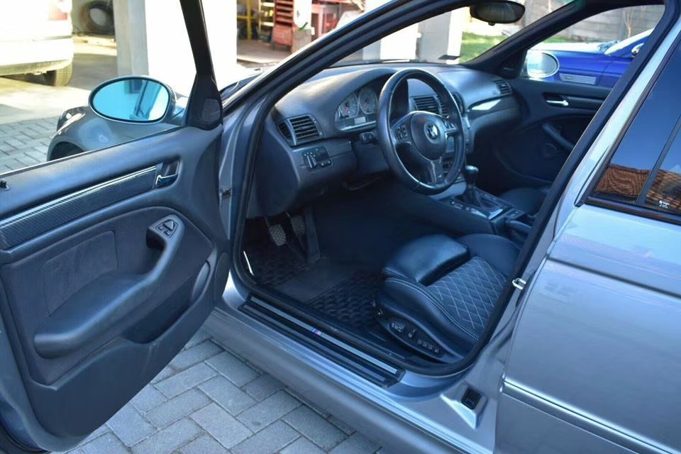 这台宝马M3真的好看，不愧是标杆!