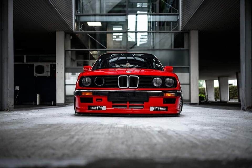 BMW 双门E30 325，经典难以复制！美极了！