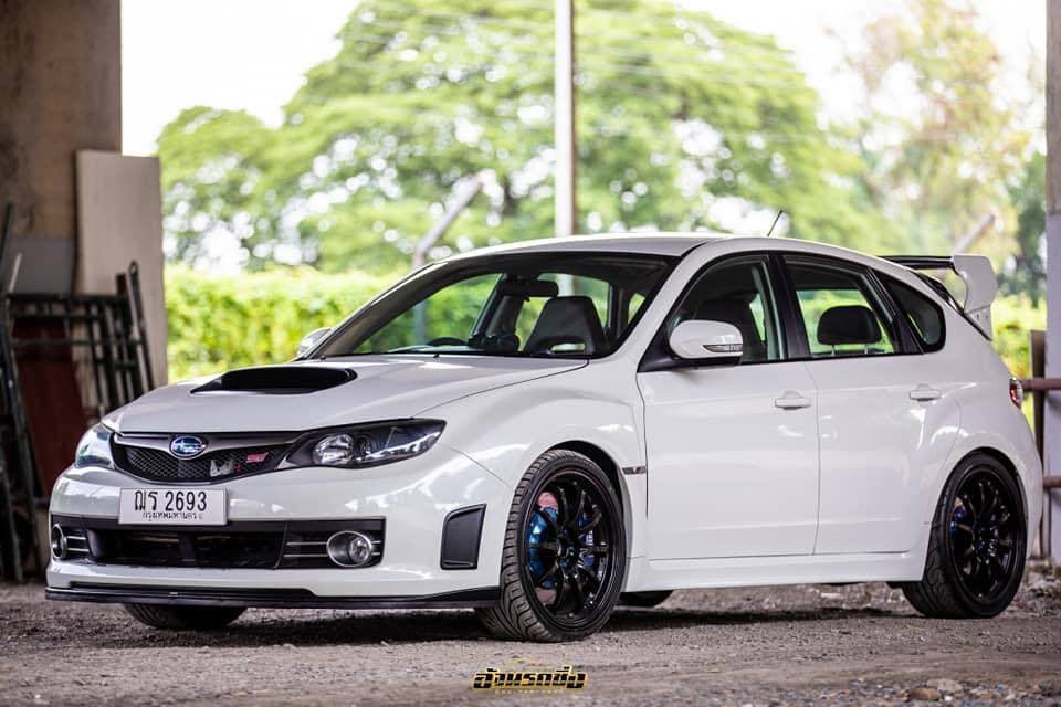 这个两厢版的十代目斯巴鲁翼豹wrxsti有车友喜欢么