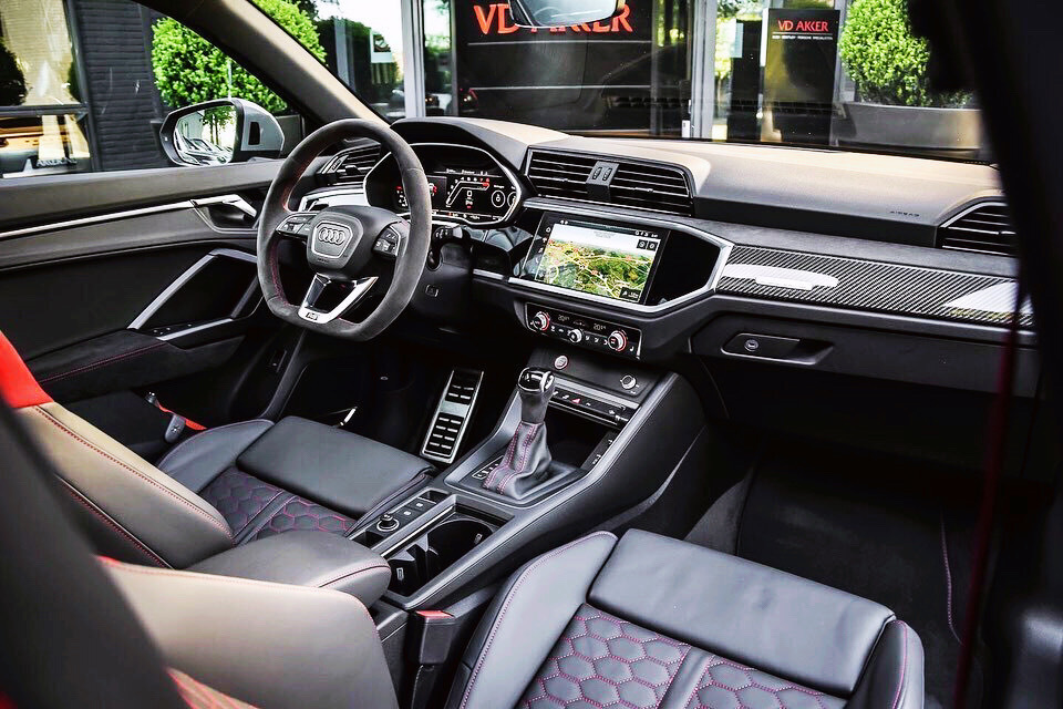 汽车美图抢先看：Audi RS Q3，年轻时尚的主