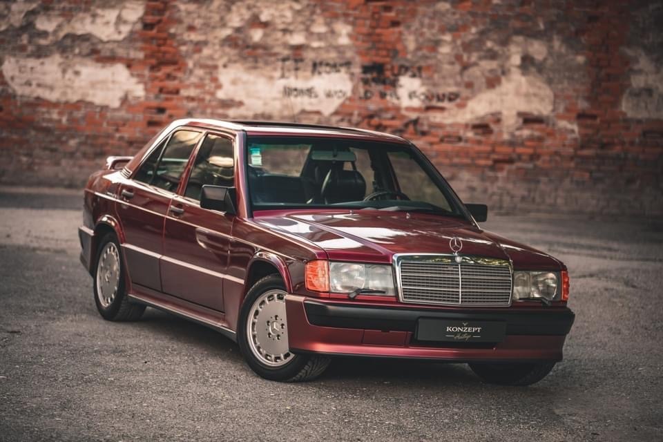 Mercedes-Benz 190E 2.5 Cosworth 1988年 经典不灭的德意志战车