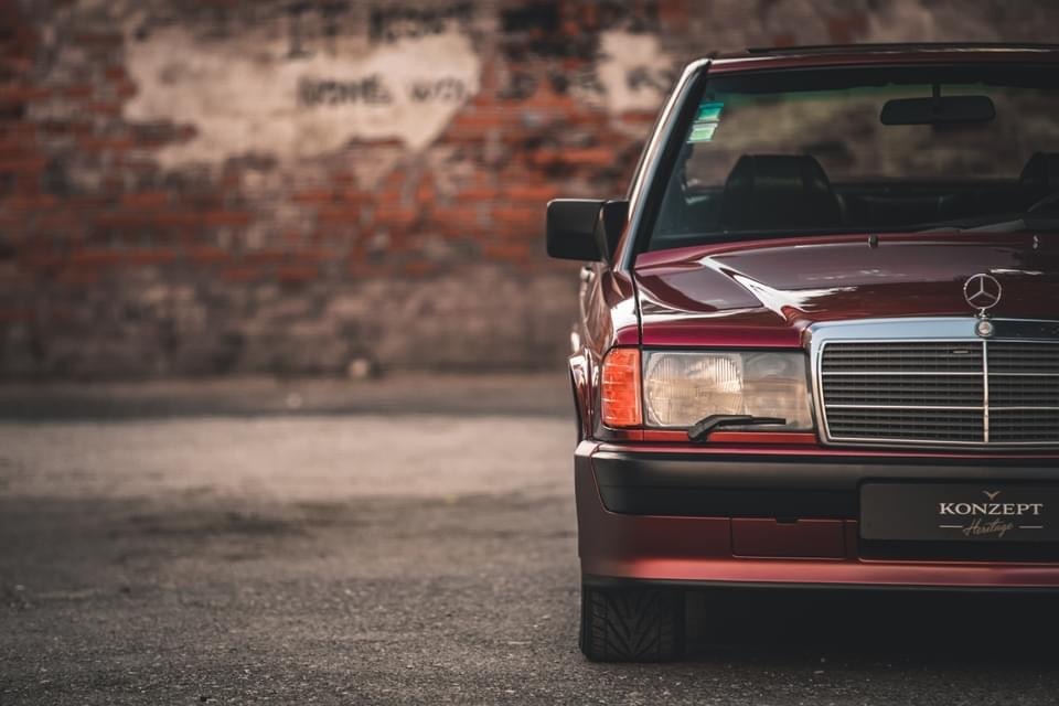 Mercedes-Benz 190E 2.5 Cosworth 1988年 经典不灭的德意志战车