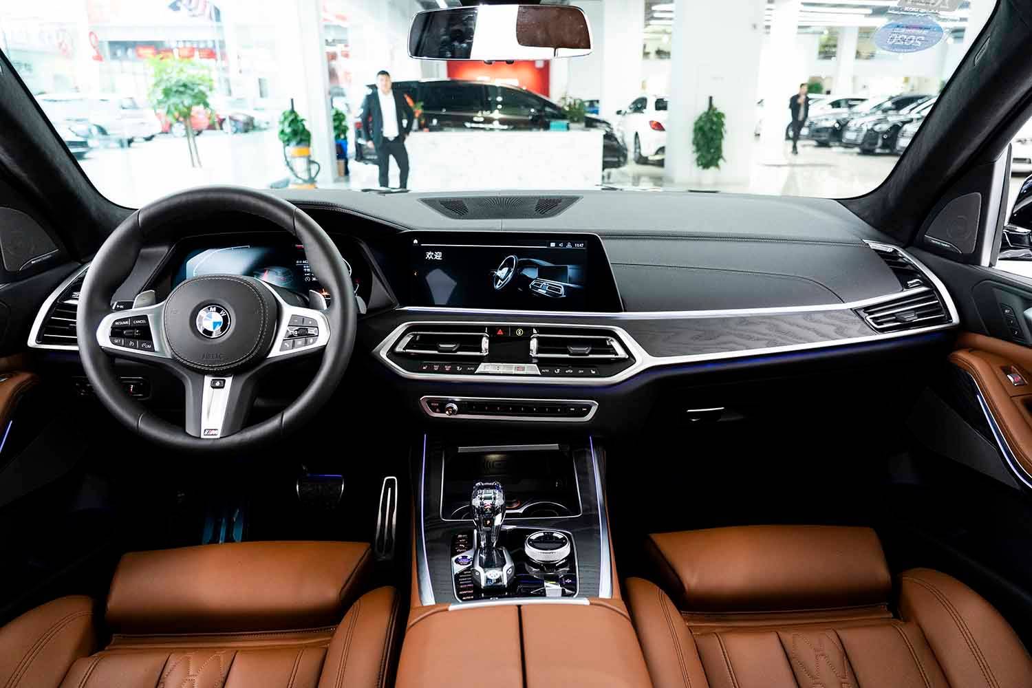 宝马X7 木有优惠，还要适当加一点价