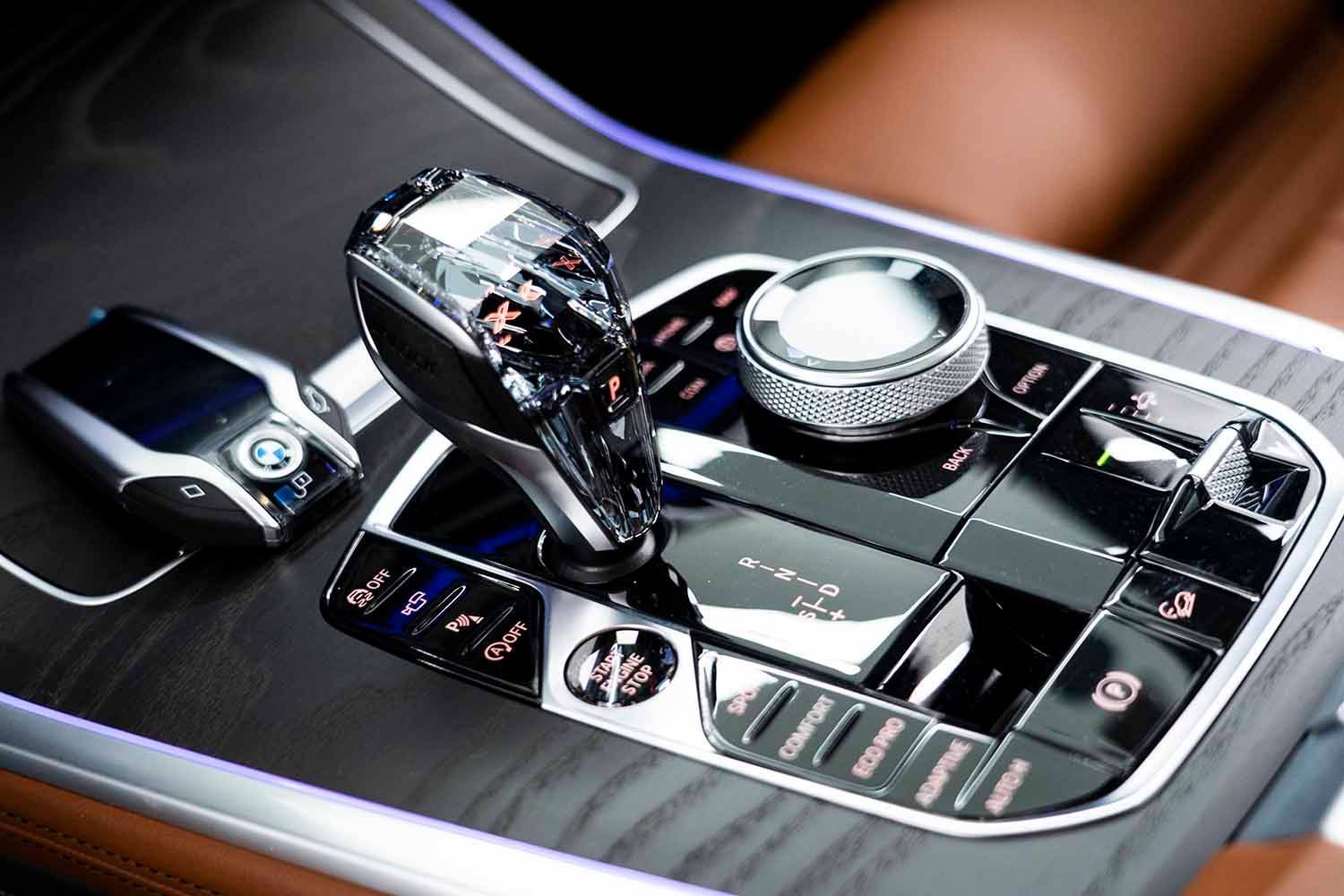 宝马X7 木有优惠，还要适当加一点价