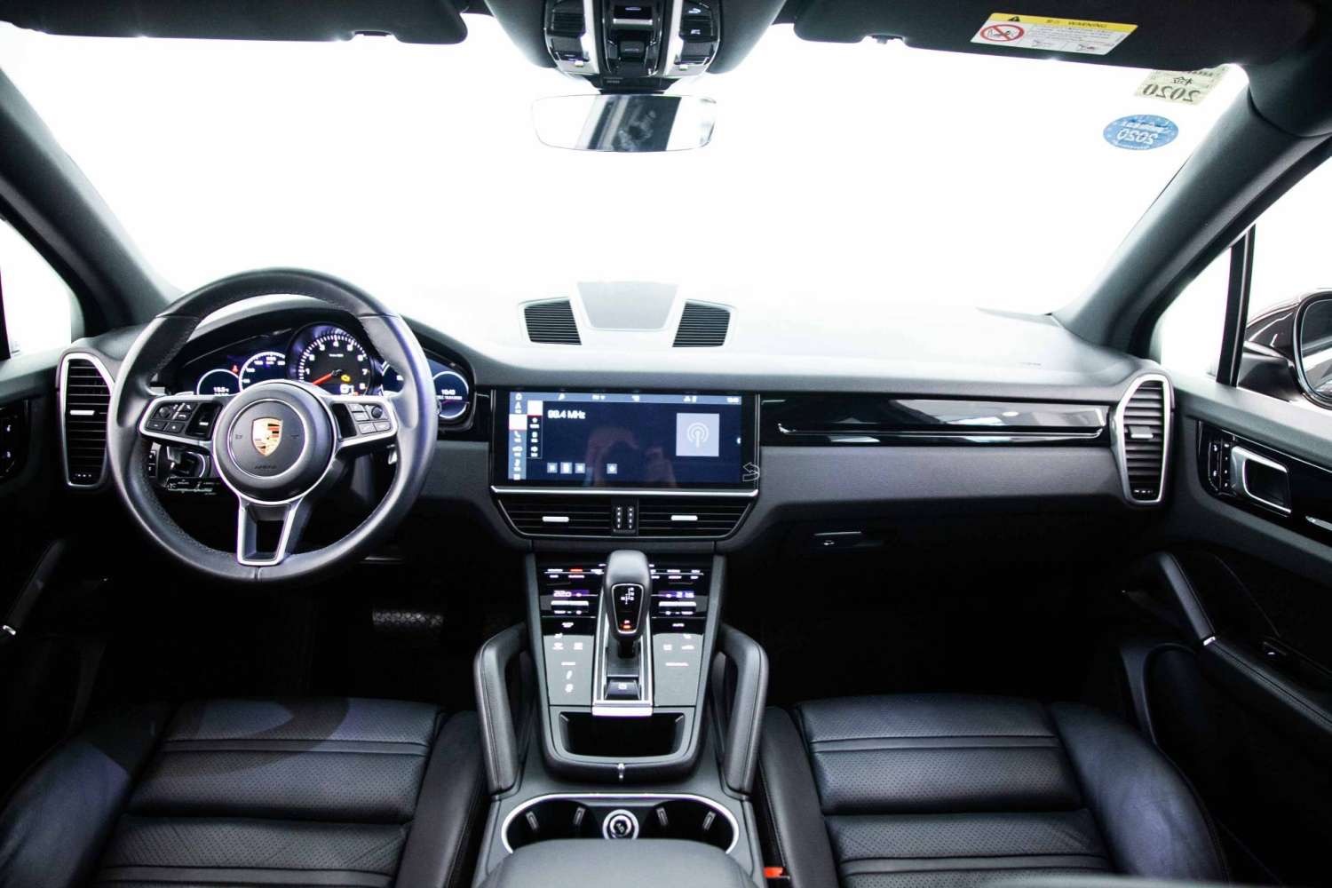 保时捷卡宴欣赏一下