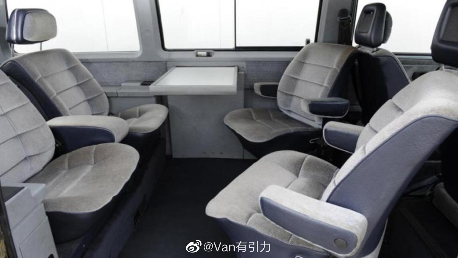 图集 正文 12/12 高清汽车美图:保时捷也造过面包车哟 (转自:van有