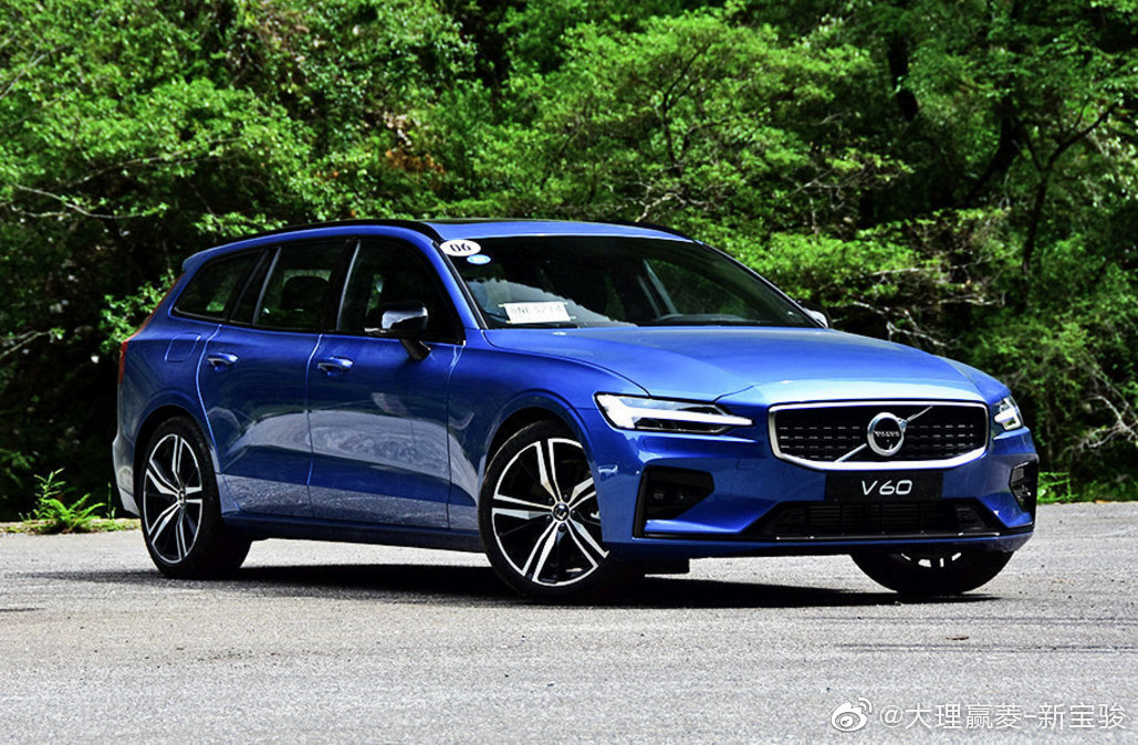 32岁海归提旅行车RC-5W，直言：比沃尔沃V60更有气质