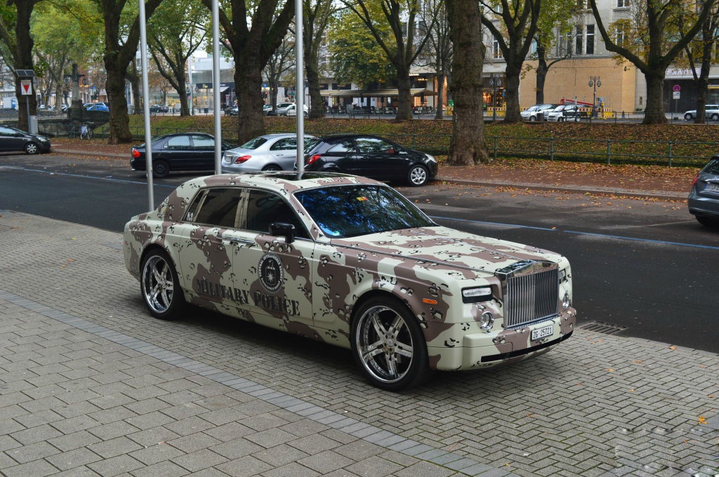 迷彩劳斯莱斯Rolls-Royce Phantom