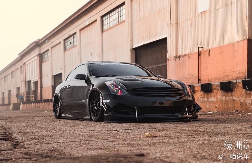 经典车的姿态大王，这是“性感尤物” 英菲尼迪G35