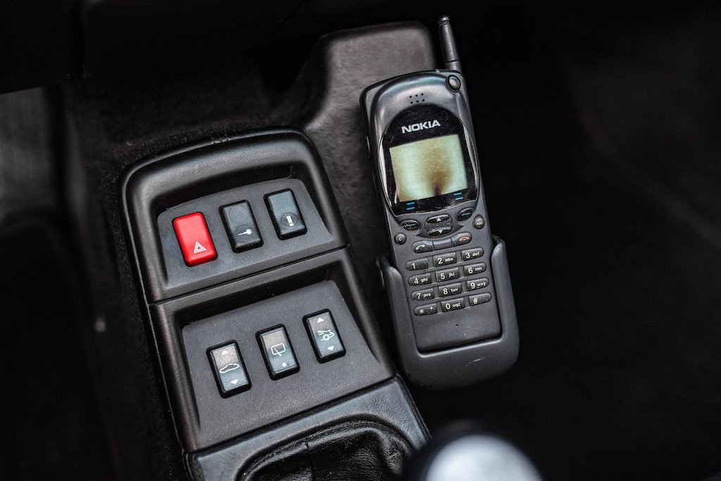 Porsche 993 Carrera 4S  这个侧面曲线是真滴好看