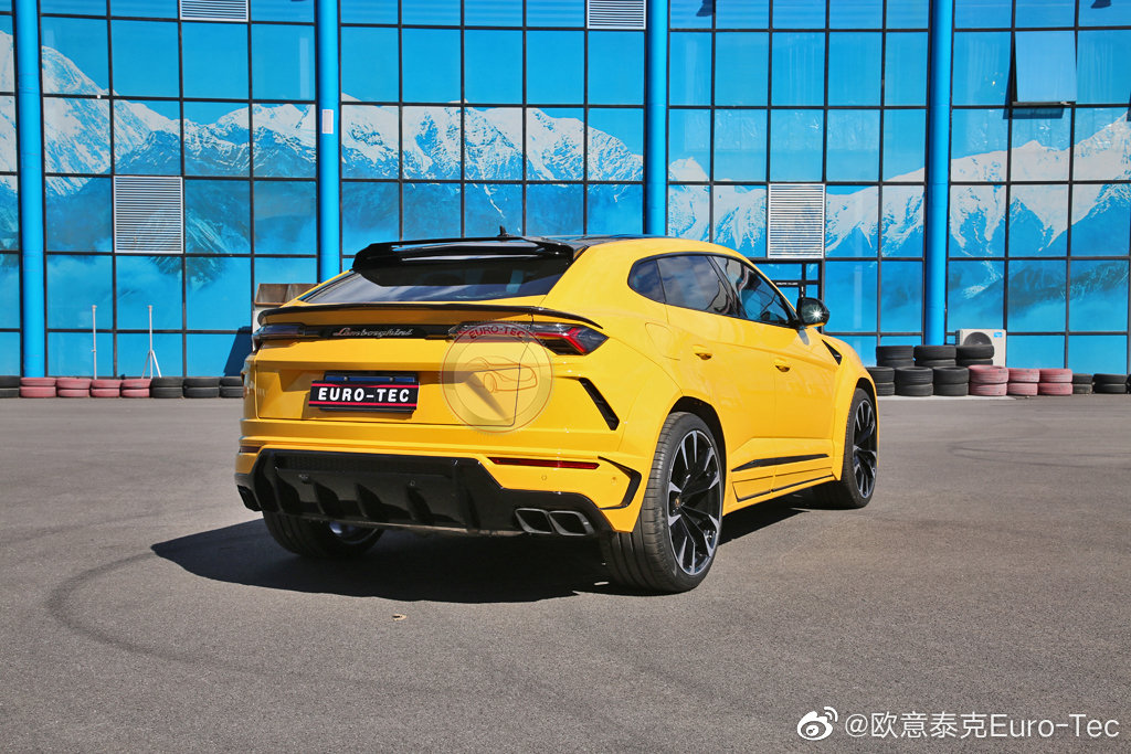 兰博基尼URUS升级Novitec Esteso宽体包围