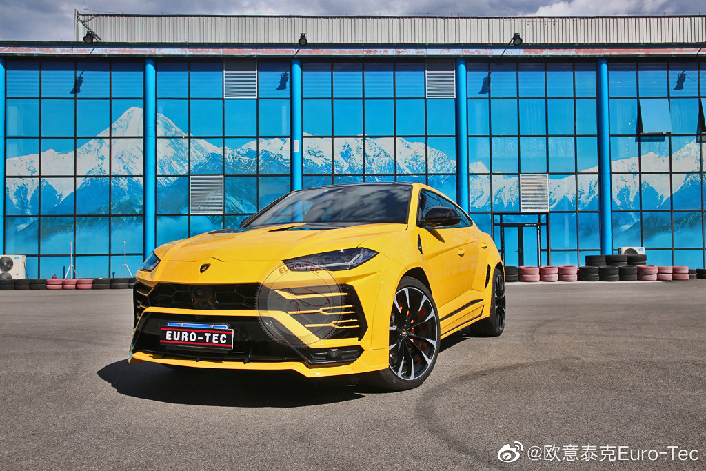 兰博基尼URUS升级Novitec Esteso宽体包围