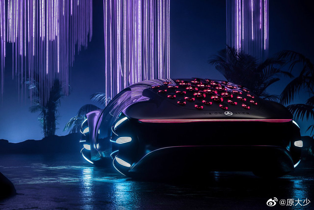 恶魔之子奔驰Vision AVTR概念车，已经登陆地球。