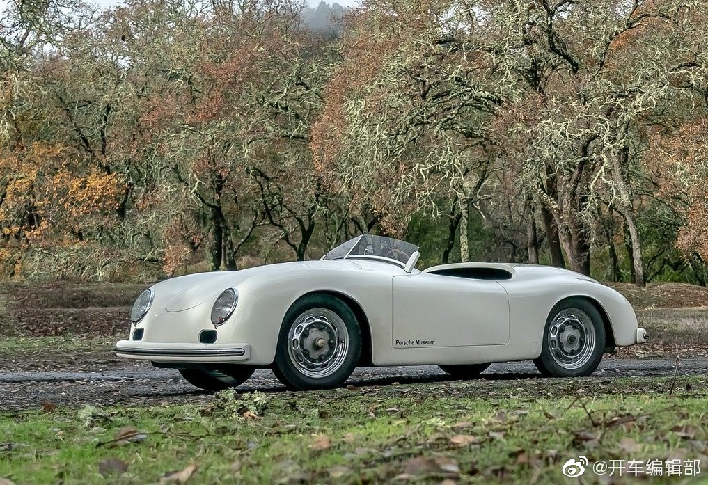 1935年的Porsche 356 America，好圆润，有点可爱~