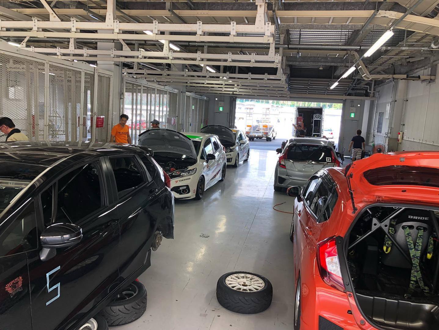 的 本田飞度 GK5 赛车！VTEC 型！