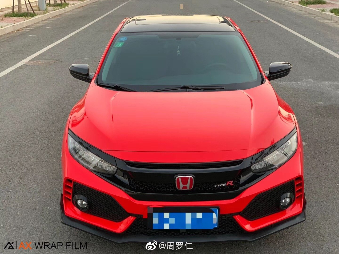 本田思域 ：AX Gloss Red 亮红 ：你的出行，从此焕然一新