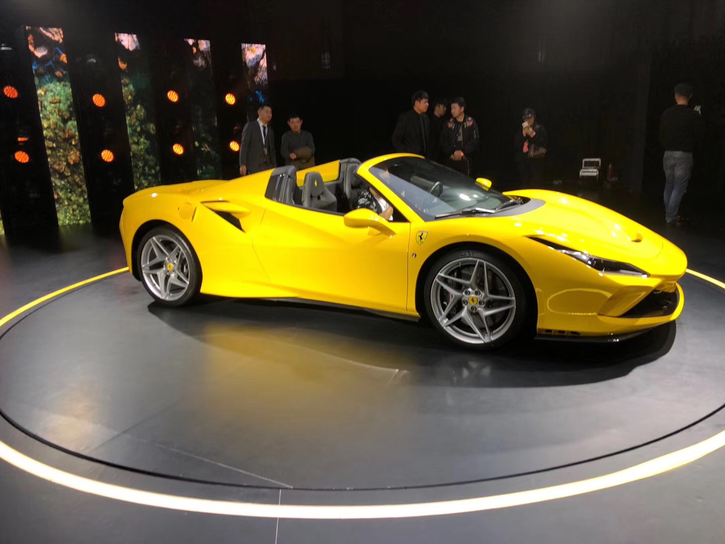Ferrari F8 Spider 341.8万起